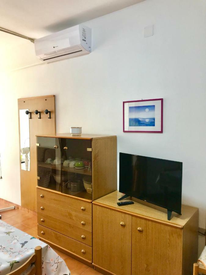 Appartamenti Oleandri 비에스테 외부 사진